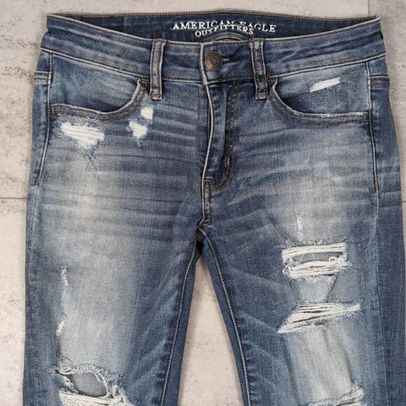 AEO Distressed Jegging Crop Denim Cafe Jeans Destroyed Ripped Super Stretch - Picture 2 of 14